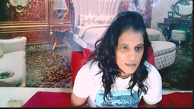 IndianSexcSmyle online show from January 19, 4:00 pm