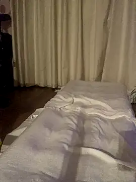 Snapshot of Mia_Winters chatting on November 28, 5:26 pm Mia Winters online show from November 28, 5:26 pm