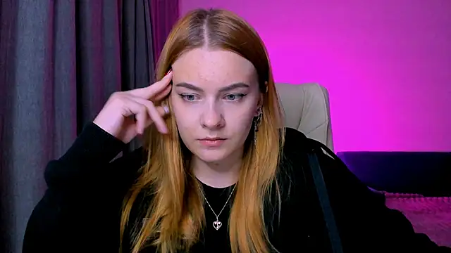 red  dizzy online show from September 14, 7:02 pm