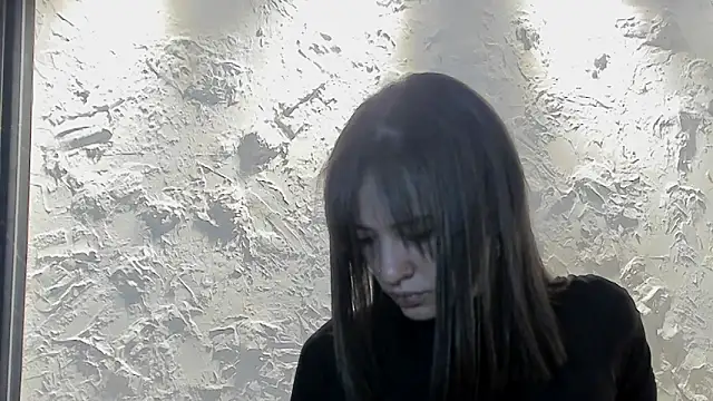 joselin rouse online show from March 6, 12:45 pm