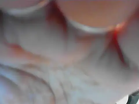 short girl  online show from November 16, 4:45 pm