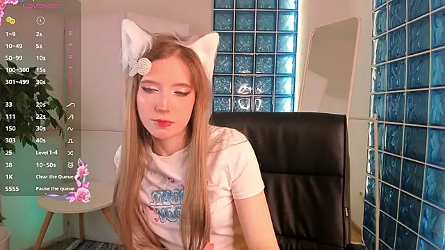 MorgyAsuna  online show from November 15, 6:33 am