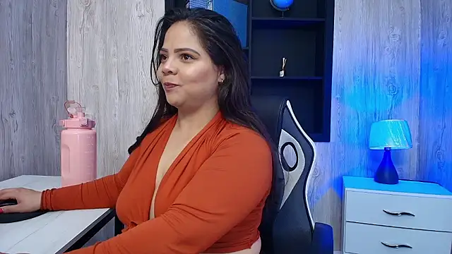 ROUSE SINCLAIR online show from February 2, 8:07 pm