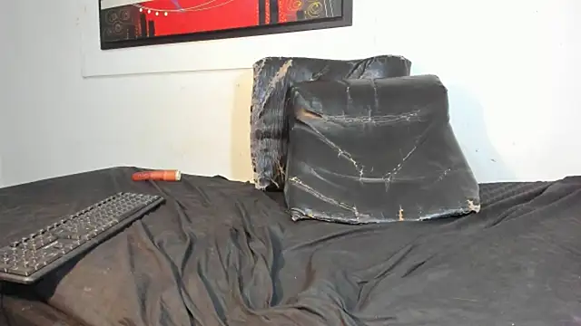 valeriapinkxx online show from March 13, 2:45 pm