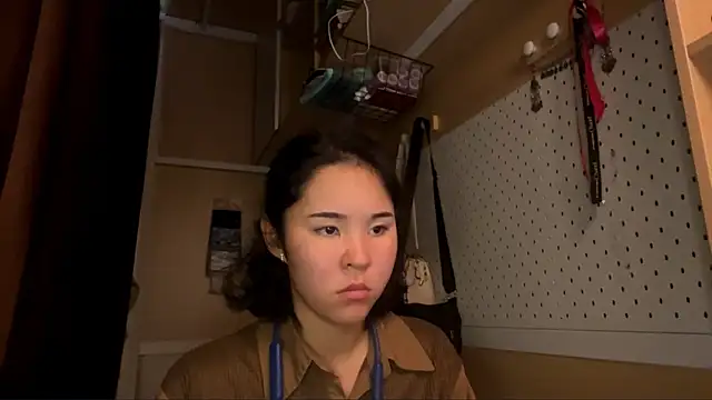 JennyCarpenter online show from May 7, 4:51 am