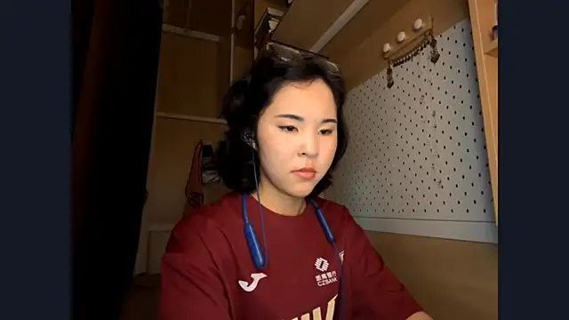 JennyCarpenter online show from May 16, 9:28 am