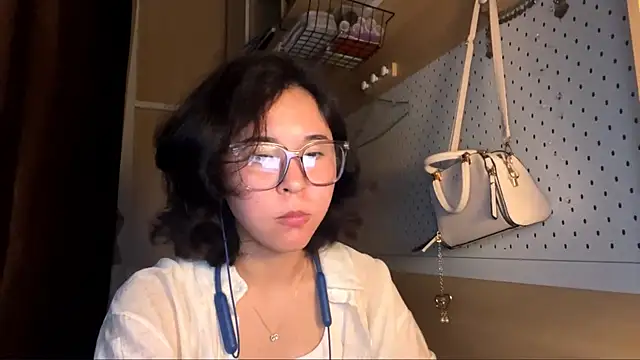 JennyCarpenter online show from May 19, 10:43 am