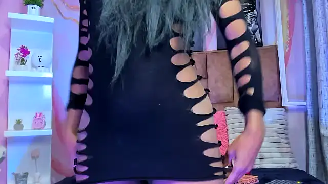 alix noa online show from December 17, 8:48 pm