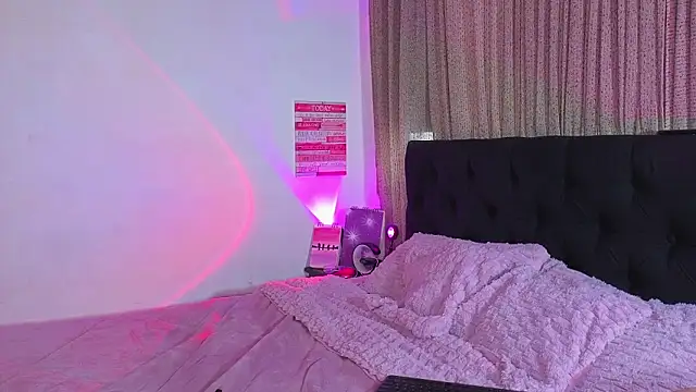 missvaneblake online show from March 12, 12:00 pm