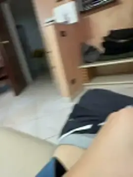 Snapshot of pierino666 chatting on October 13, 8:47 am pierino666 online show from October 13, 8:47 am