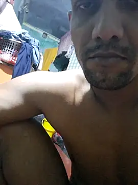 Snapshot of kunal_bold chatting on October 8, 3:31 pm kunal bold online show from October 8, 3:31 pm
