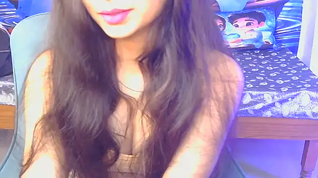 Snapshot of alaviya-19 chatting on July 4, 4:40 am alaviya-19 online show from July 4, 4:40 am