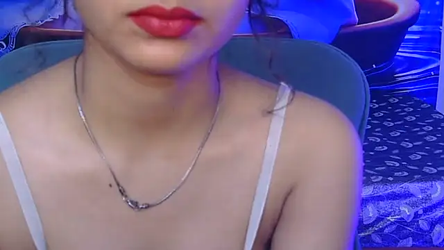 Snapshot of alaviya-19 chatting on July 11, 4:37 am alaviya-19 online show from July 11, 4:37 am