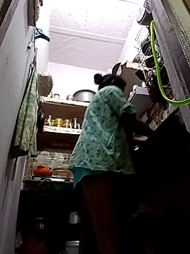 aliya-jaan71 online show from November 16, 7:30 pm