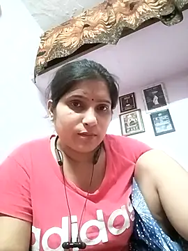 aliya-jaan71 online show from May 19, 8:04 pm