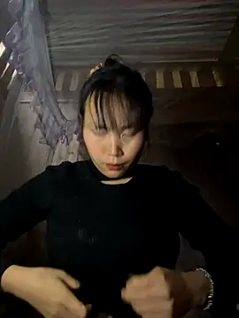 huong-18 online show from December 4, 7:17 am