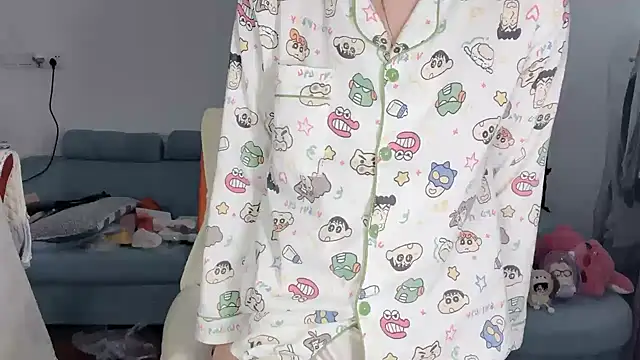 Akong11 online show from March 31, 6:25 am