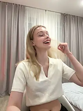 FriendlyFire 18 online show from February 21, 9:38 pm