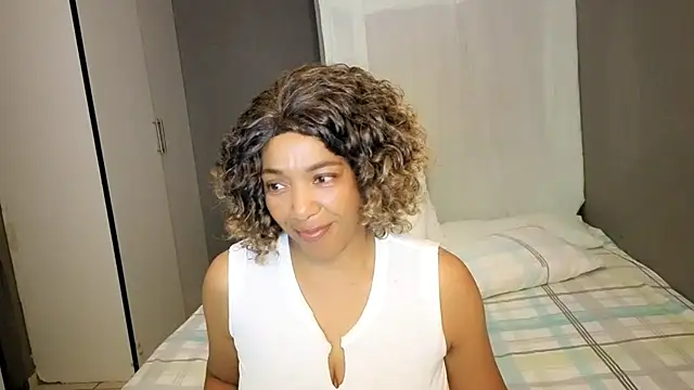 Lillyan N online show from February 25, 6:50 pm