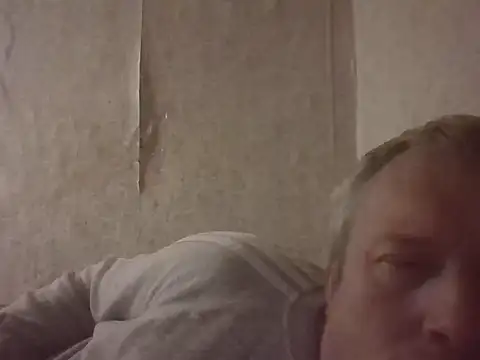 evulis1 online show from October 9, 6:28 pm