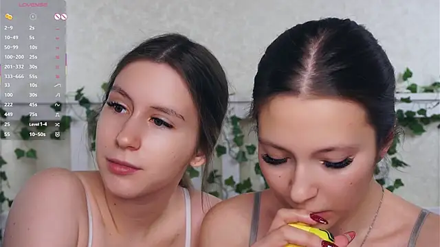 GabrielleLynchard online show from February 12, 9:43 pm