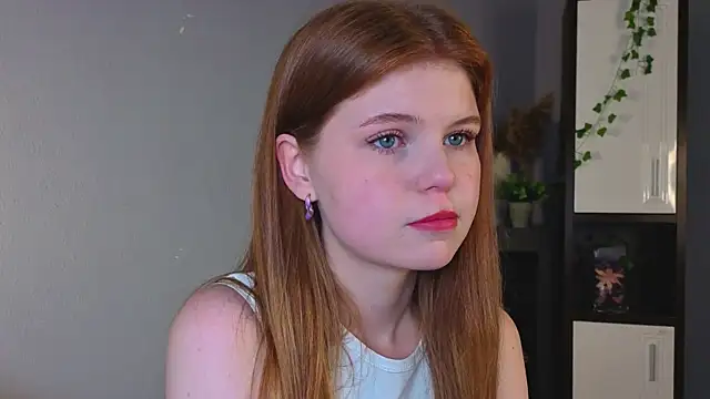 Snapshot of pielittle chatting on September 26, 4:05 am pielittle online show from September 26, 4:05 am