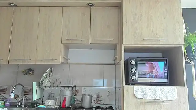 Snapshot of Arnolwilliams chatting on October 17, 8:55 pm Arnolwilliams online show from October 17, 8:55 pm