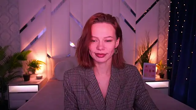 ShyySiren online show from February 21, 9:10 am