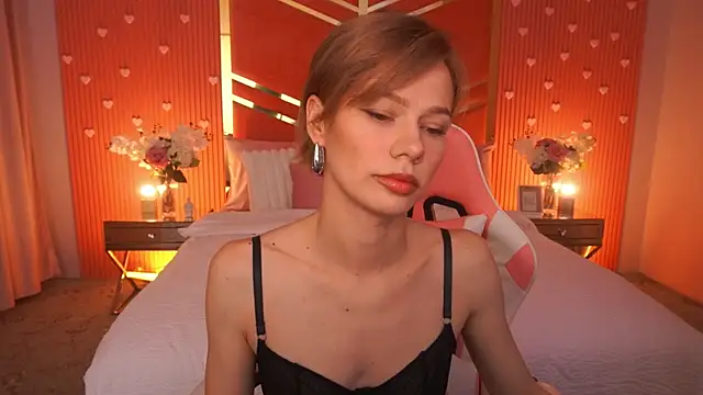 ShyySiren online show from June 26, 7:24 am
