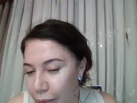 Lomivah online show from November 15, 8:38 pm