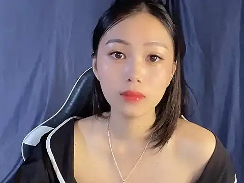 Snapshot of Lyly4757 chatting on September 21, 7:15 pm Lyly4757 online show from September 21, 7:15 pm