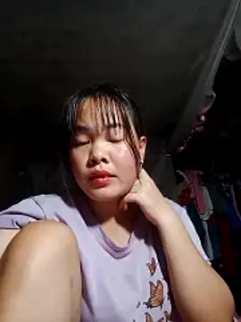 emilyzz online show from February 1, 2:43 am