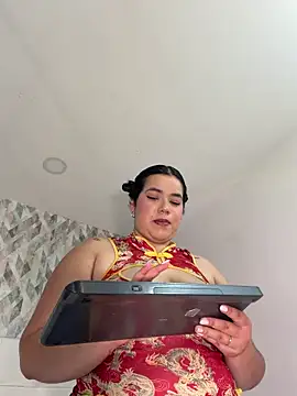 Snapshot of krisstenSantos chatting on May 6, 1:05 pm krisstenSantos online show from May 6, 1:05 pm
