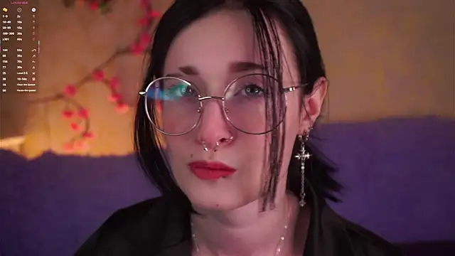 DarcyAspacio online show from April 10, 11:37 am