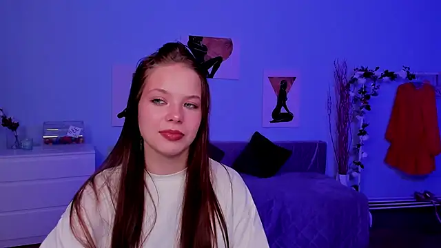 BetsyKiss online show from October 22, 5:19 am