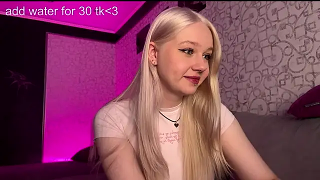 Snapshot of Dory_liss chatting on October 7, 5:15 am Dory liss online show from October 7, 5:15 am