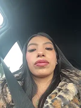 Tiffany Low online show from May 26, 3:52 pm