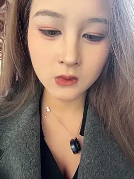 yuki june online show from February 3, 8:30 am