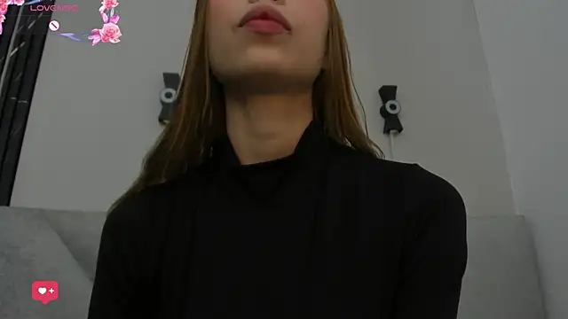 Naomi Rousse online show from February 28, 1:01 pm