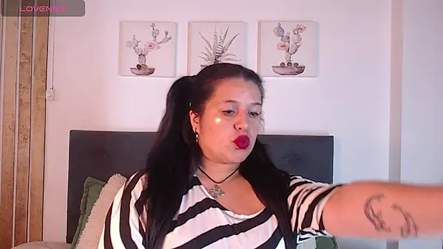 Andrea secret  online show from October 12, 2:38 pm