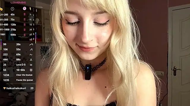 FridaAaberg online show from November 29, 7:33 am