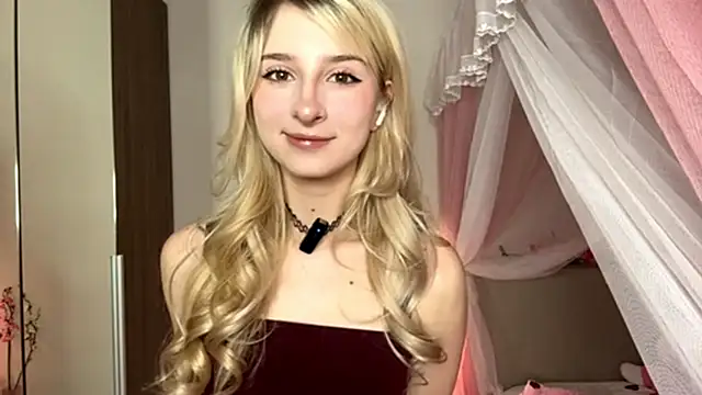 FridaAaberg online show from January 10, 8:05 am