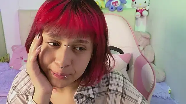 Snapshot of NekoWaifu chatting on July 17, 3:39 pm NekoWaifu online show from July 17, 3:39 pm