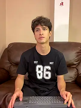 Xam Collen online show from December 4, 4:38 pm