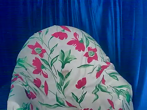 Snapshot of Sangeetha5 chatting on October 15, 5:02 pm Sangeetha5 online show from October 15, 5:02 pm