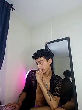 Snapshot of Seth__c69 chatting on November 2, 10:34 pm Seth  c69 online show from November 2, 10:34 pm