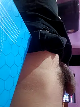 Snapshot of hornyboy4321q chatting on September 26, 11:14 am hornyboy4321q online show from September 26, 11:14 am