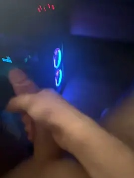 jstntz online show from April 2, 9:23 pm