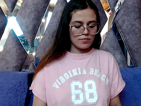 Snapshot of CRISTALHERRANZ chatting on October 8, 11:46 pm CRISTALHERRANZ online show from October 8, 11:46 pm