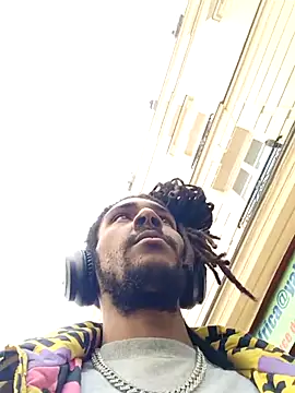 Mikaaa97 online show from April 16, 11:55 am